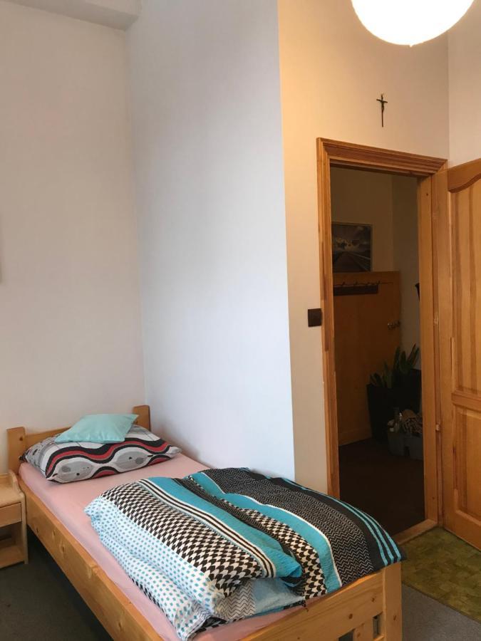 A3Apartament 2 Pokojowy Aneks Kuchenny 2 Lazienki Wlasne Na Korytarzu Villa Jumper Pobyt Na Termach Dla 2 Osob Gratis Zakopane Luaran gambar