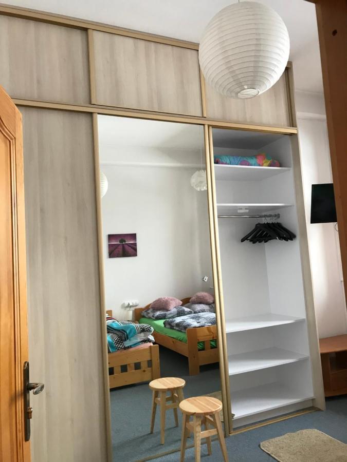 A3Apartament 2 Pokojowy Aneks Kuchenny 2 Lazienki Wlasne Na Korytarzu Villa Jumper Pobyt Na Termach Dla 2 Osob Gratis Zakopane Luaran gambar